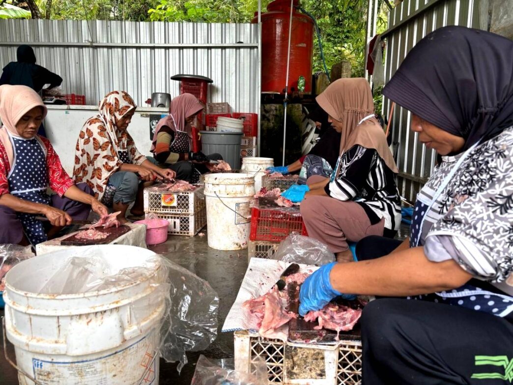 Kerajinan Bambu